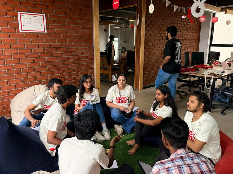 Lollypop Designathon 2025 — moment 6